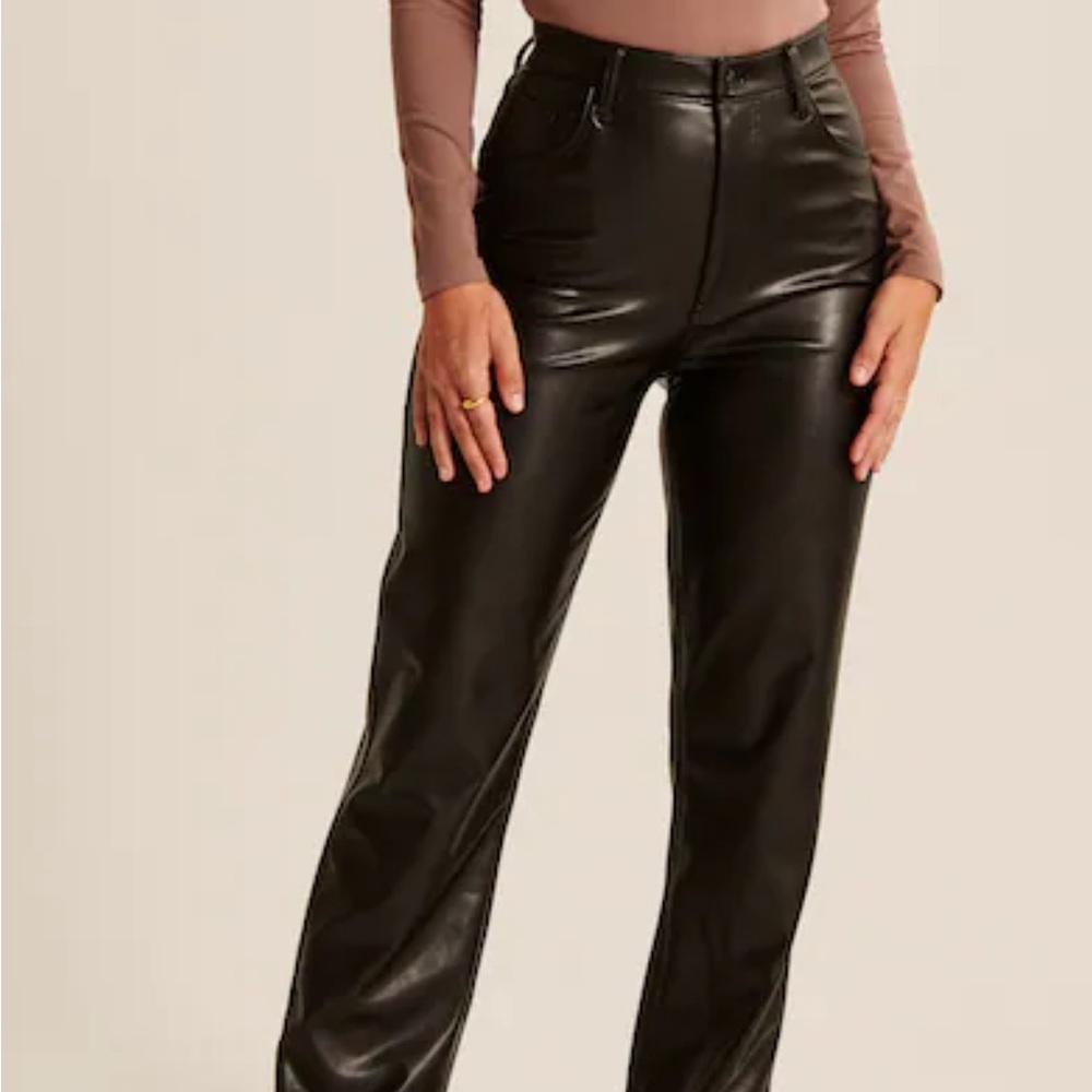 Curve love vegan leather 90s straight pants 25